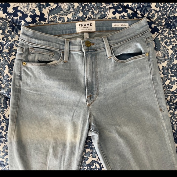 Frame Denim Forever Karlie Skinny Distressed Jeans (Size 28) - Picture 5 of 7
